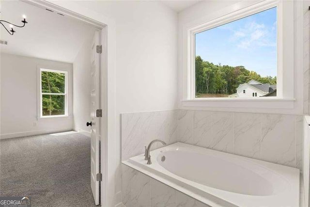 8350 Creekside Overlook Drive, Gainesville, GA 30506