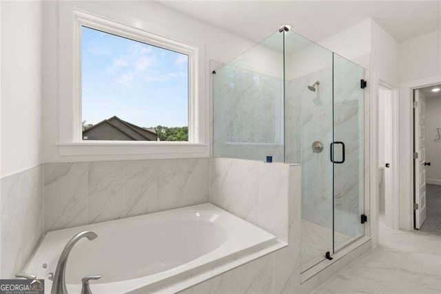 8350 Creekside Overlook Drive, Gainesville, GA 30506