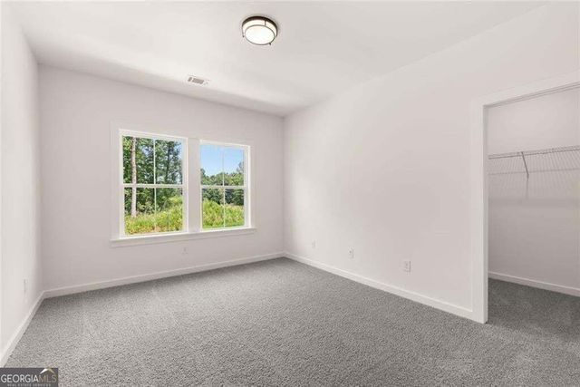 8350 Creekside Overlook Drive, Gainesville, GA 30506