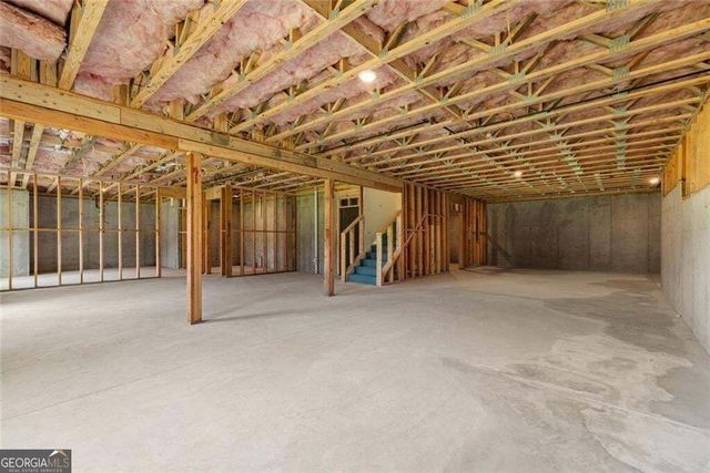 8350 Creekside Overlook Drive, Gainesville, GA 30506