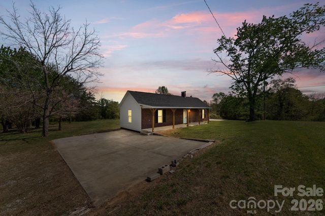4665 Estes Drive, Granite Falls, NC 28630