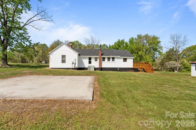 4665 Estes Drive, Granite Falls, NC 28630