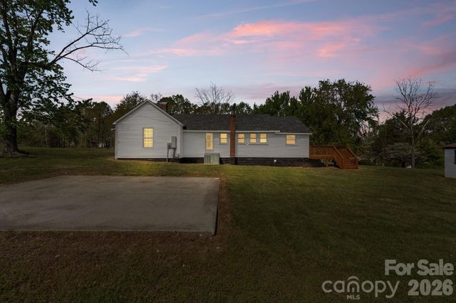 4665 Estes Drive, Granite Falls, NC 28630