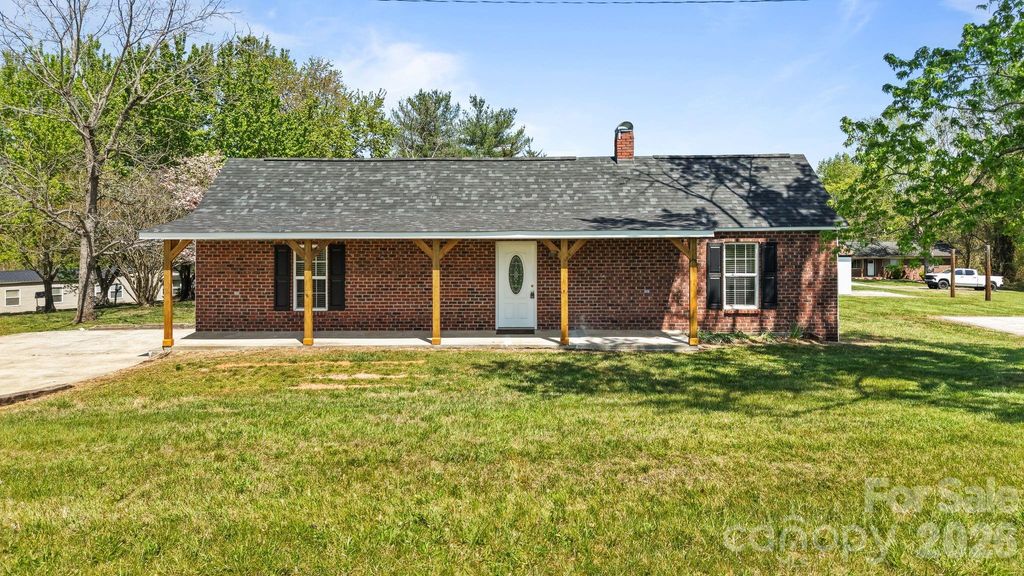4665 Estes Drive, Granite Falls, NC 28630