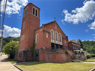 405 Westinghouse Ave, Wilmerding, PA 15148