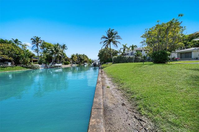 655 Buttonwood Lane, Miami, FL 33137