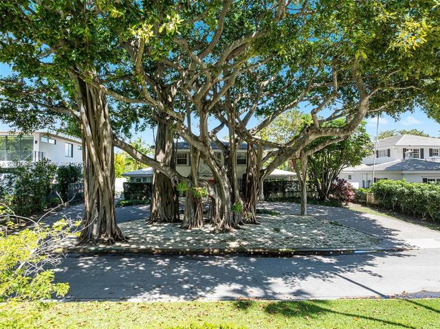 655 Buttonwood Lane, Miami, FL 33137