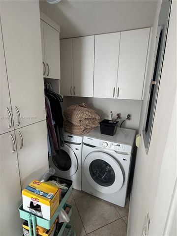 13267 SW 9th Ln, Miami, FL 33184