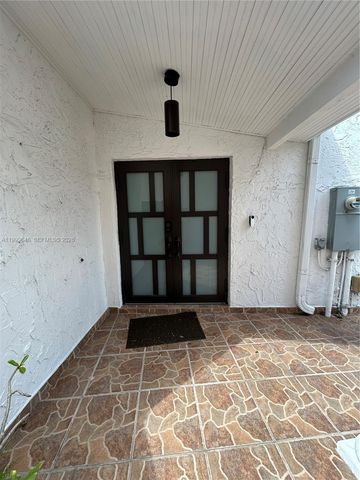 13267 SW 9th Ln, Miami, FL 33184