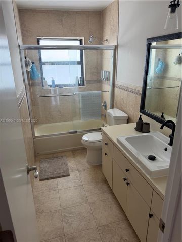 13267 SW 9th Ln, Miami, FL 33184