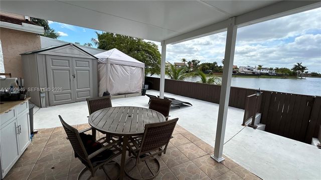 13267 SW 9th Ln, Miami, FL 33184