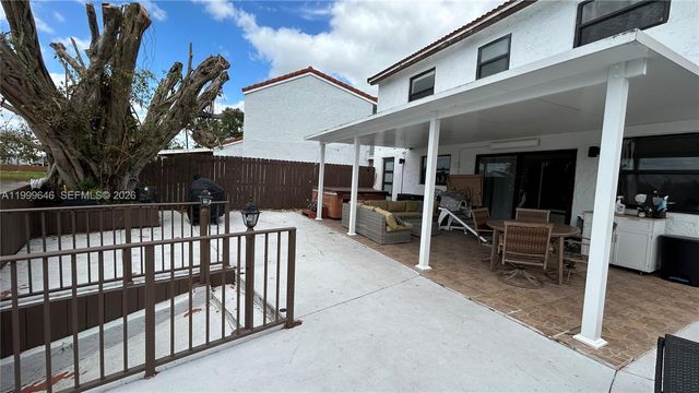 13267 SW 9th Ln, Miami, FL 33184