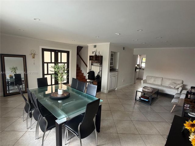 13267 SW 9th Ln, Miami, FL 33184