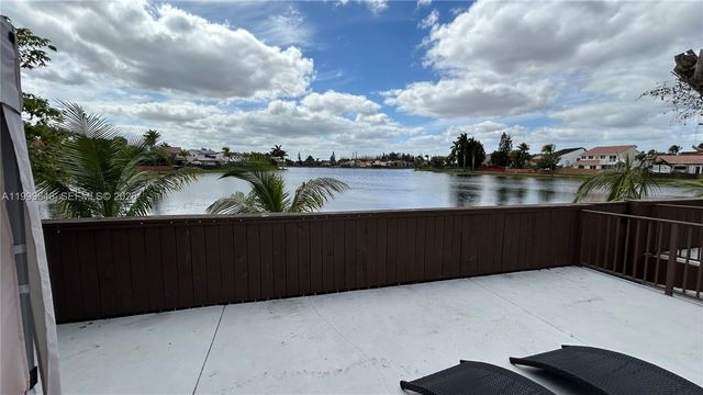 13267 SW 9th Ln, Miami, FL 33184