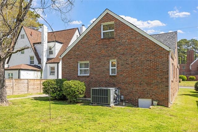 2705 Roxboro Street, Durham, NC 27704