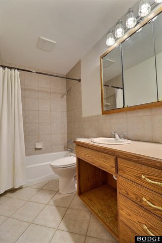 1724 N Main Street, Fremont, NE 68025
