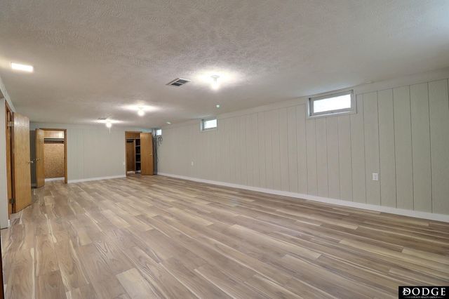 1724 N Main Street, Fremont, NE 68025