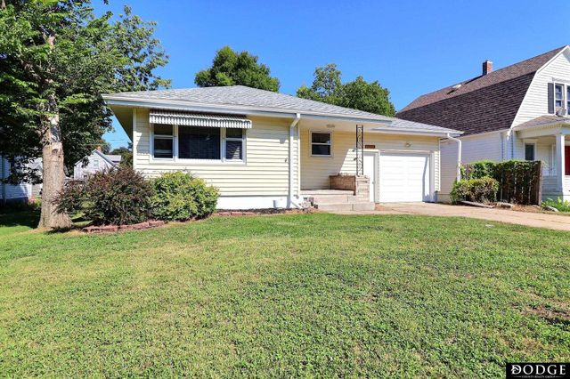 1724 N Main Street, Fremont, NE 68025