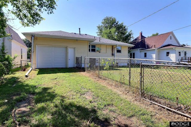 1724 N Main Street, Fremont, NE 68025