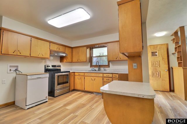 1724 N Main Street, Fremont, NE 68025