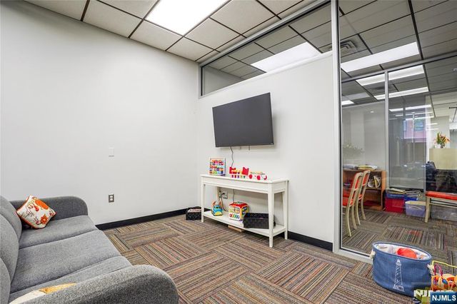 283 N Broad Street, Elizabeth, NJ 07208