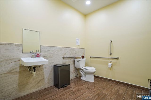 283 N Broad Street, Elizabeth, NJ 07208