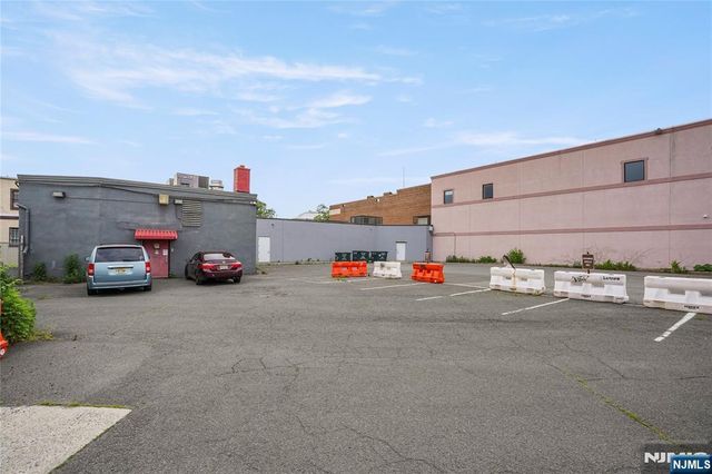 283 N Broad Street, Elizabeth, NJ 07208