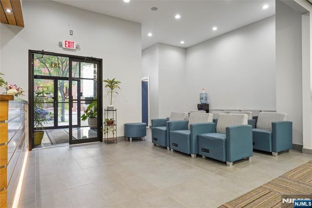 283 N Broad Street, Elizabeth, NJ 07208
