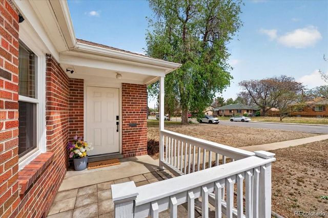 2817 N Steele Street, Denver, CO 80205