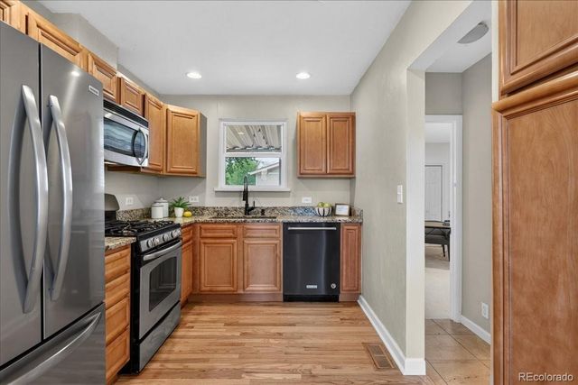 2817 N Steele Street, Denver, CO 80205