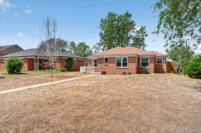 2817 N Steele Street, Denver, CO 80205