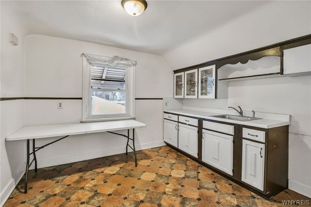 2247 Grand Avenue, Niagara Falls, NY 14301