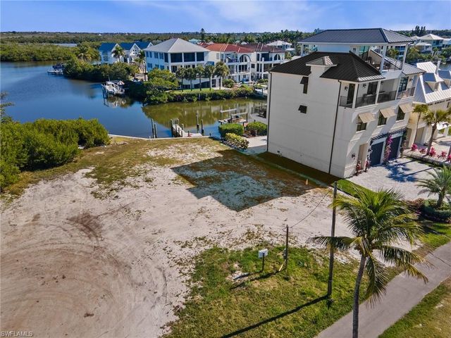 27675 Hickory BLVD, Bonita Springs, FL 34134