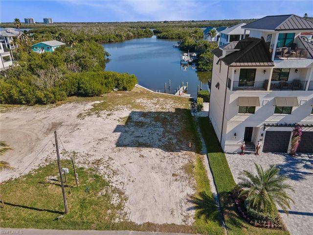 27675 Hickory BLVD, Bonita Springs, FL 34134