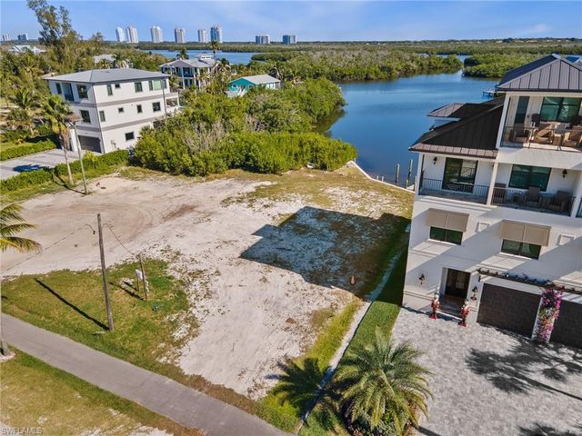 27675 Hickory BLVD, Bonita Springs, FL 34134