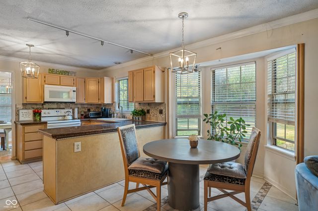 2908 Sunmeadow Way, Indianapolis, IN 46228