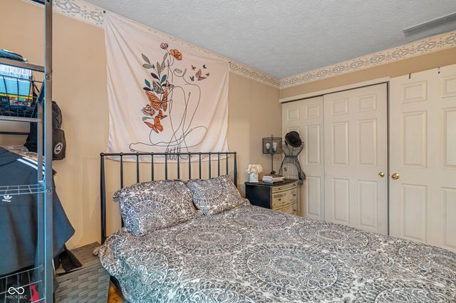 2908 Sunmeadow Way, Indianapolis, IN 46228