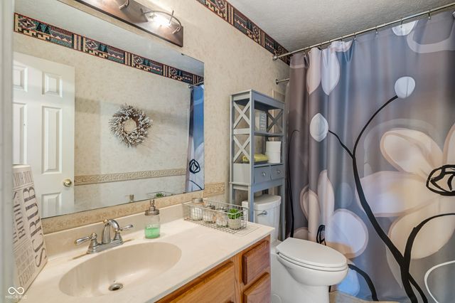 2908 Sunmeadow Way, Indianapolis, IN 46228