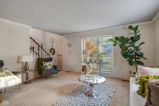 2908 Sunmeadow Way, Indianapolis, IN 46228