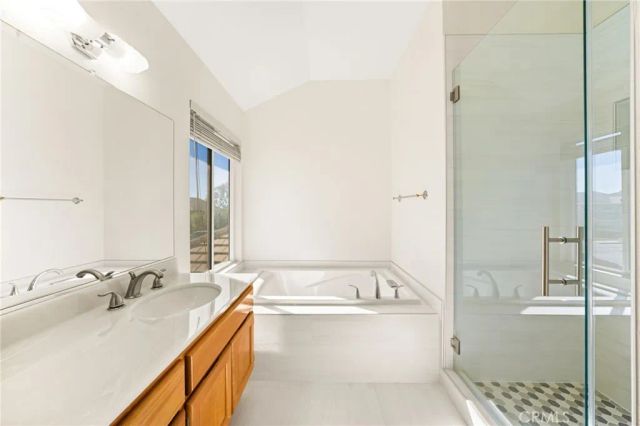 1539 Moonridge Court, Upland, CA 91784