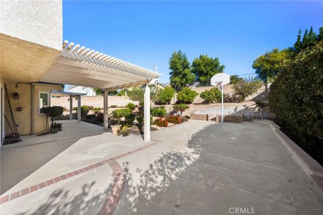 1539 Moonridge Court, Upland, CA 91784