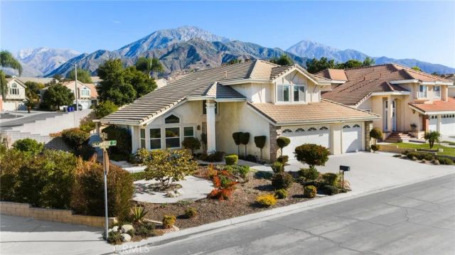 1539 Moonridge Court, Upland, CA 91784
