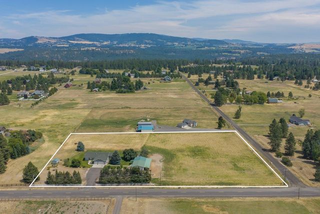 8711 S Cedar Rd, Spokane, WA 99224