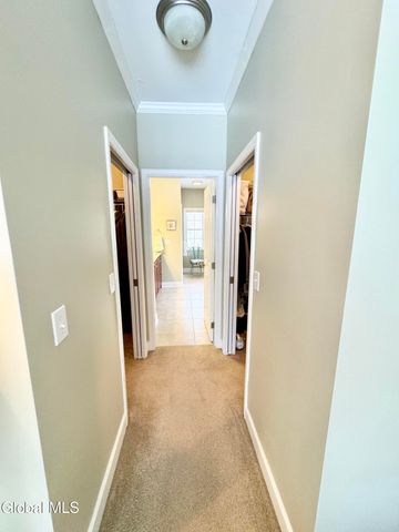 21 Wesley Court, Halfmoon, NY 12188