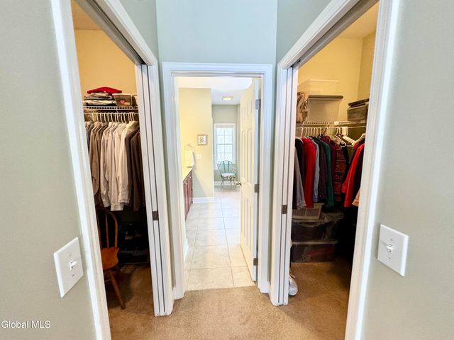 21 Wesley Court, Halfmoon, NY 12188