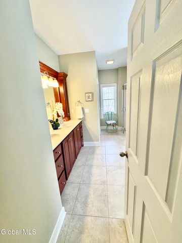 21 Wesley Court, Halfmoon, NY 12188