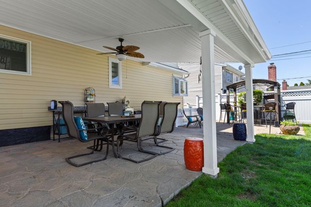 3585 Centerview Avenue, Wantagh, NY 11793