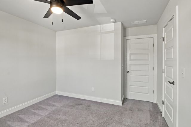 836 Chalkstone Ln, Mount Juliet, TN 37122