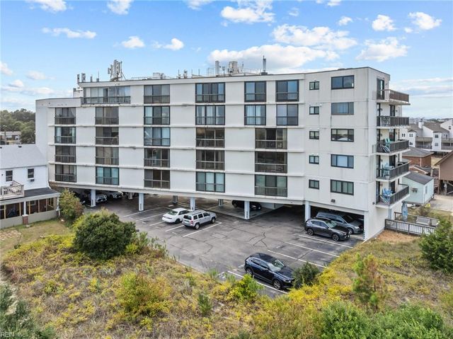 1222 E Ocean View Ave Apt 304, Norfolk, VA 23503