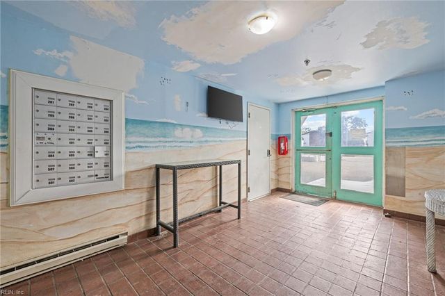 1222 E Ocean View Ave Apt 304, Norfolk, VA 23503